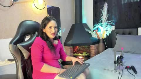 Abril online show from 05/23/26, 02:21