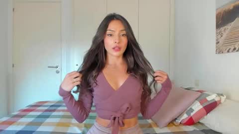 Helena online show from 09/19/25, 09:00