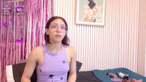 Snapshot of abrilmirren chatting on 02/16/26, 11:06 abrilmirren online show from 02/16/26, 11:06