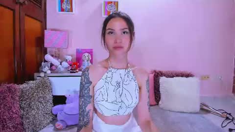Abril online show from 07/10/26, 07:23