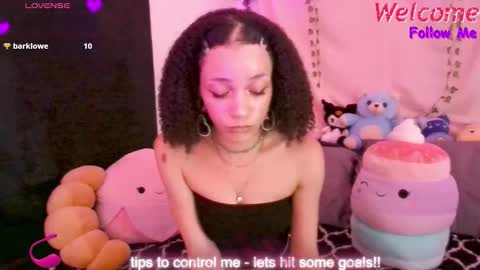 Peach online show from 11/06/25, 06:14