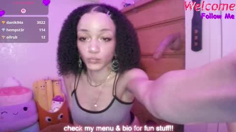 Peach online show from 01/06/26, 03:54