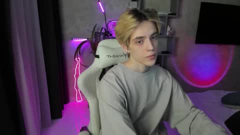 Nick online show from 03/11/26, 04:35