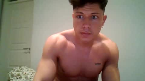 Snapshot of absolutwinner chatting on 02/07/26, 11:41 absolutwinner online show from 02/07/26, 11:41