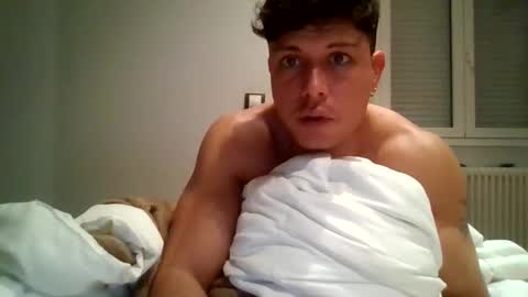 Snapshot of absolutwinner chatting on 02/17/26, 08:48 absolutwinner online show from 02/17/26, 08:48