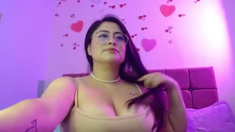 Snapshot of aby_luna_ chatting on 03/04/25, 06:39 aby_luna_ online show from 03/04/25, 06:39