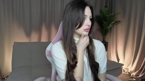 acelozora online show from 04/29/26, 07:34