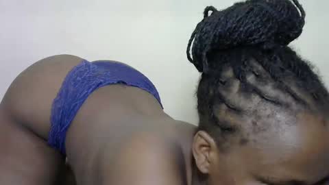 MAUREEN online show from 12/05/24, 11:29