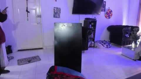 Alice online show from 09/08/25, 03:44