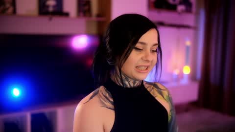 acid_pie online show from 12/04/24, 04:27