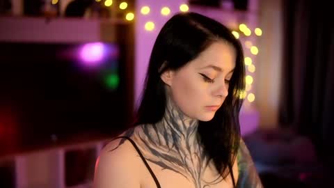 acid_pie online show from 02/01/25, 03:19