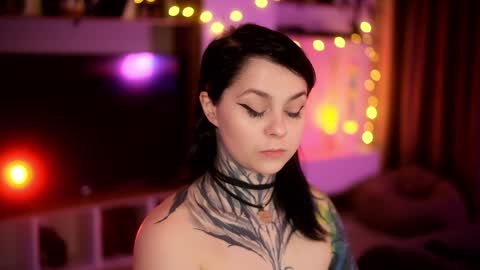 acid_pie online show from 02/05/25, 06:24