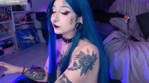 Acid or Iya  vacation November 19 to November 26 online show from 02/05/25, 11:06