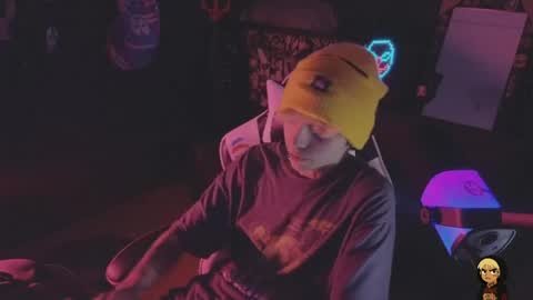 Acid Milo online show from 05/07/26, 09:42