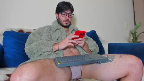 Snapshot of ackerman_eren_ chatting on 01/23/25, 09:29 R. online show from 01/23/25, 09:29