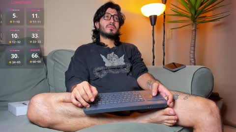 R. online show from 12/19/25, 09:38