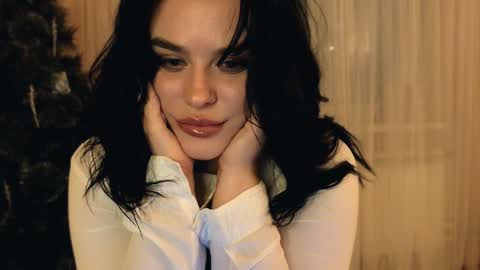 my inst   love inside 17 online show from 01/20/25, 12:57