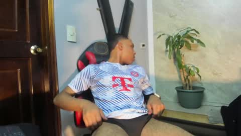 ada_brooke online show from 01/25/25, 03:40