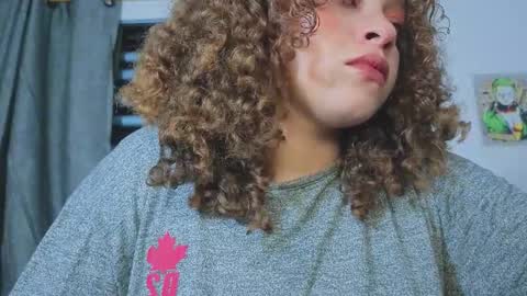 Snapshot of ada_gales_ chatting on 02/27/26, 03:28 Isa online show from 02/27/26, 03:28