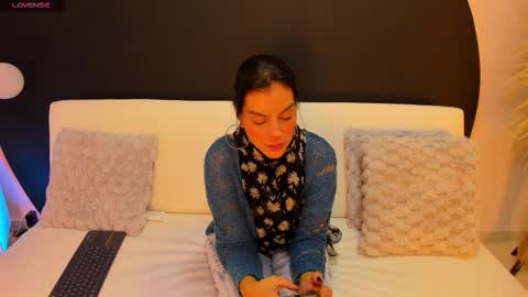    online show from 02/06/26, 01:58