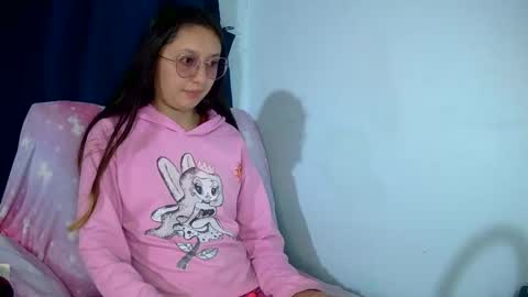 Snapshot of ada_naugthy1 chatting on 11/04/25, 12:10 Ada naugthy28 online show from 11/04/25, 12:10