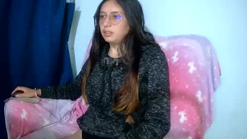 Snapshot of ada_naugthy1 chatting on 11/24/25, 11:04 Ada naugthy28 online show from 11/24/25, 11:04