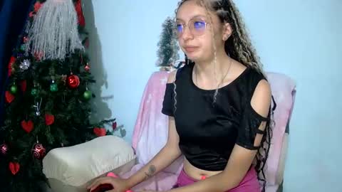 Snapshot of ada_naugthy1 chatting on 12/15/25, 11:31 Ada naugthy28 online show from 12/15/25, 11:31