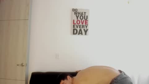 Snapshot of adaam_collins_ chatting on 02/09/26, 02:43 addam online show from 02/09/26, 02:43