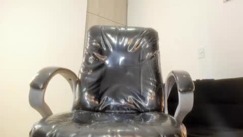 Snapshot of adaam_collins_ chatting on 02/20/26, 06:48 addam online show from 02/20/26, 06:48