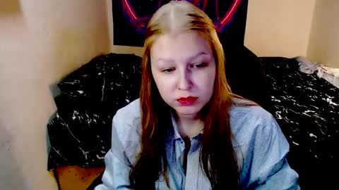 Snapshot of adagretta chatting on 11/24/25, 11:54 adagretta online show from 11/24/25, 11:54