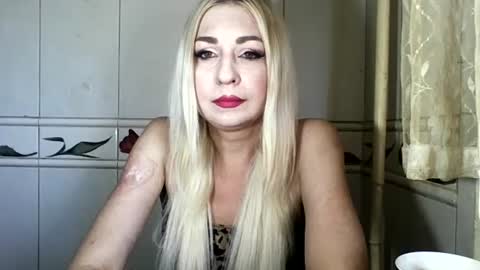 Snapshot of adajuliettesx chatting on 07/19/26, 01:37 AdaJuliettesx online show from 07/19/26, 01:37