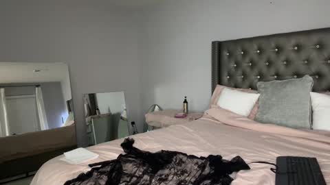 Snapshot of adalinestar chatting on 02/03/25, 02:03 Adaline Star Busty Beauty online show from 02/03/25, 02:03
