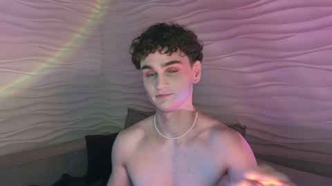 Snapshot of adam_21cm chatting on 12/12/24, 03:48 Adam online show from 12/12/24, 03:48