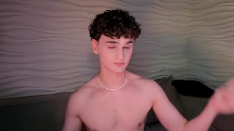 Snapshot of adam_21cm chatting on 02/01/25, 04:54 Adam online show from 02/01/25, 04:54