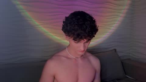 Snapshot of adam_21cm chatting on 02/19/25, 07:38 Adam online show from 02/19/25, 07:38