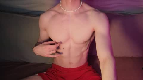 Snapshot of adam_21cm chatting on 09/18/25, 05:26 Adam online show from 09/18/25, 05:26