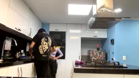 Snapshot of adam_and_abby_ chatting on 12/28/24, 08:58 adam and abby online show from 12/28/24, 08:58