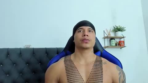 adam boss online show from 01/08/26, 01:24