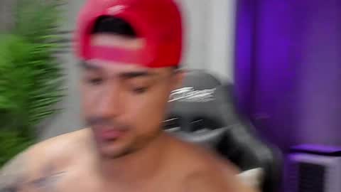 Snapshot of adam_clarke chatting on 01/14/25, 10:17 adam clarke online show from 01/14/25, 10:17