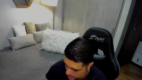 Snapshot of adam_clarke chatting on 01/16/25, 03:56 adam clarke online show from 01/16/25, 03:56