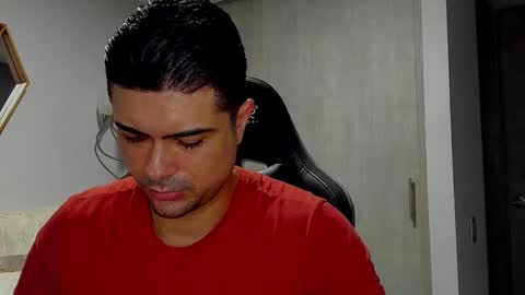 Snapshot of adam_clarke chatting on 01/18/25, 10:06 adam clarke online show from 01/18/25, 10:06