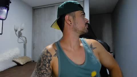 Snapshot of adam_clarke chatting on 01/28/25, 10:56 adam clarke online show from 01/28/25, 10:56