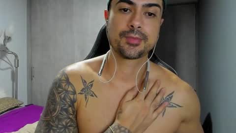 Snapshot of adam_clarke chatting on 02/01/25, 09:32 adam clarke online show from 02/01/25, 09:32