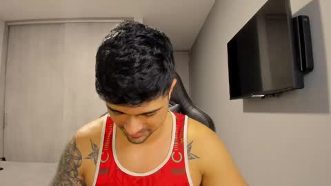 Snapshot of adam_clarke chatting on 02/10/25, 02:30 adam clarke online show from 02/10/25, 02:30