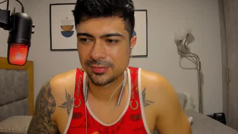 Snapshot of adam_clarke chatting on 02/10/25, 05:36 adam clarke online show from 02/10/25, 05:36