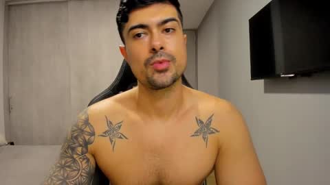 Snapshot of adam_clarke chatting on 02/13/25, 05:26 adam clarke online show from 02/13/25, 05:26