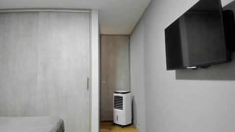 Snapshot of adam_clarke chatting on 02/21/25, 09:02 adam clarke online show from 02/21/25, 09:02