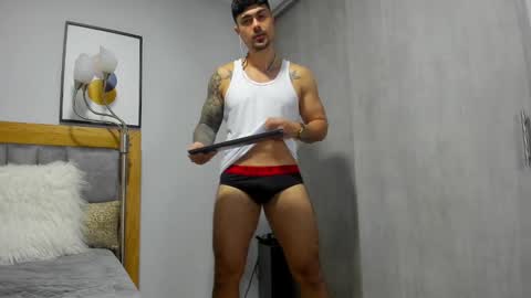 Snapshot of adam_clarke chatting on 02/25/25, 01:20 adam clarke online show from 02/25/25, 01:20