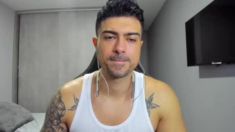 Snapshot of adam_clarke chatting on 03/03/25, 07:49 adam clarke online show from 03/03/25, 07:49