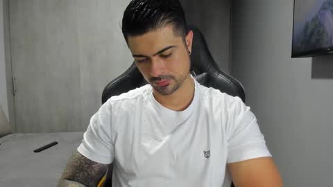 Snapshot of adam_clarke chatting on 03/06/25, 02:41 adam clarke online show from 03/06/25, 02:41